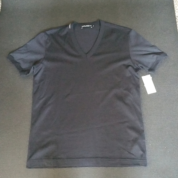 💥Dolce & Gabbana mens deep cut v neck black t size 48 - Picture 1 of 4
